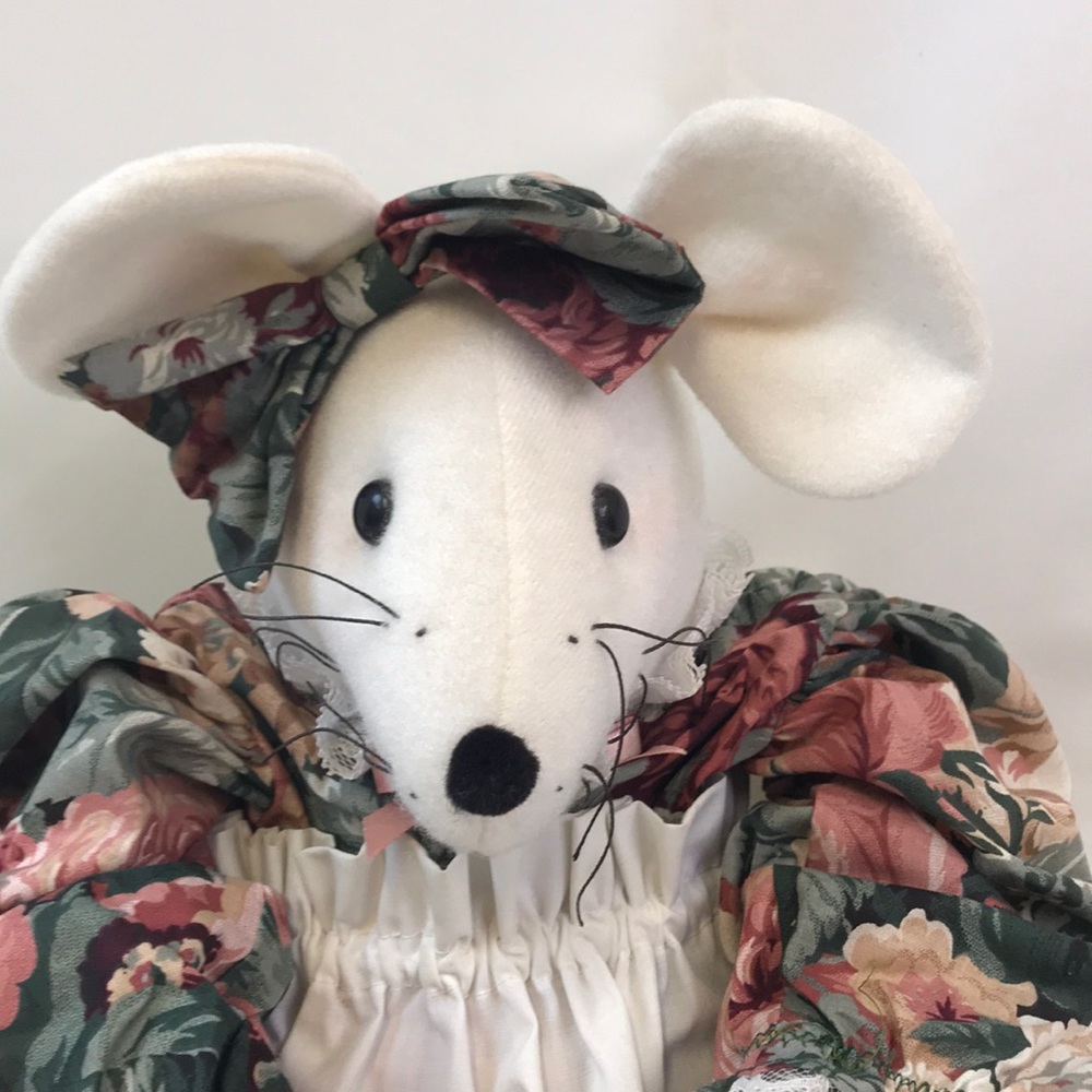 Vintage Handmade Country Mouse Doll 25”– Shabby Chic Prairie Style - Picture 2 of 5